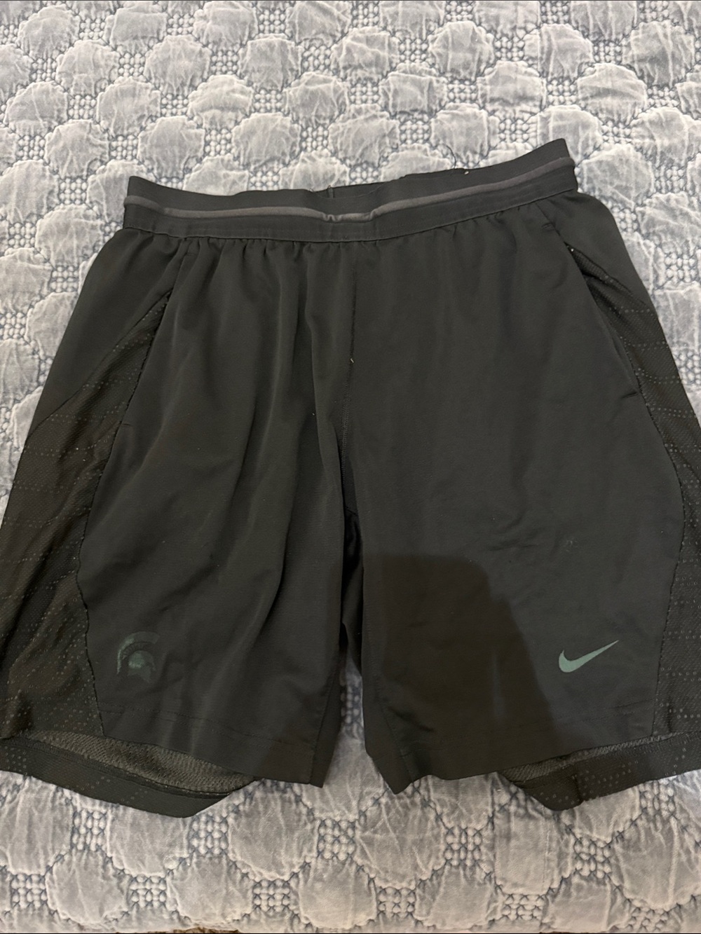 Nike Men’s Black Athletic Mesh-Panel Shorts - Large - MSU - Used